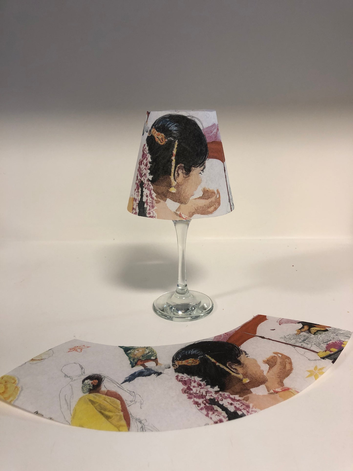 Pantalla para copas estampadas
