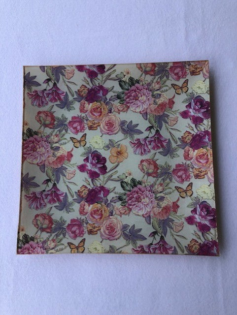 Plato cuadrado floral