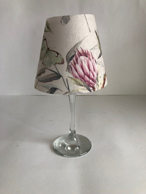 Pantalla para copa de flores